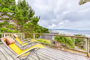 Hillside home w/ ocean view near beach - Image 2