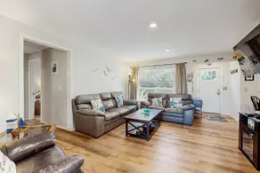 Dog Friendly Oregon Coast Getaway with Private Hot - Image 2