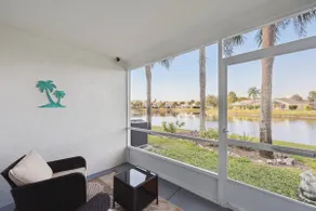 Peaceful Lakeside Stay with Private Screened - Image 5