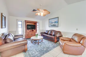 7 Mi to Harborwalk: Spacious Home w/ Private Pool - Image 4