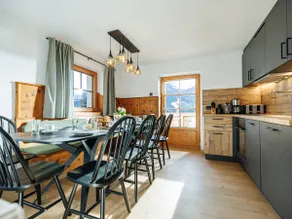 Alpbach vacation home with great views - Image 2