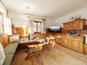 Alpbach vacation home with great views - Image 3