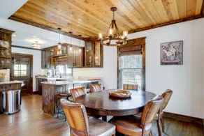 Old Stone Cottage Retreat in the Heart of Missouri - Image 5
