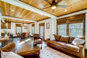 Old Stone Cottage Retreat in the Heart of Missouri - Image 4