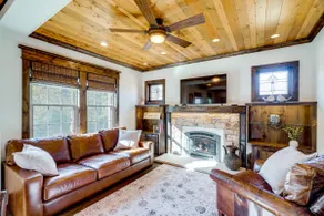 Old Stone Cottage Retreat in the Heart of Missouri - Image 3