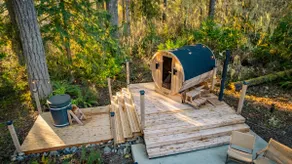 Riverfront retreat with sauna & hot tub 3B2Ba - Image 3