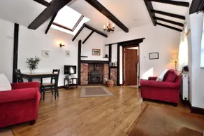 1 bed cottage, indoor pool, sauna - Image 4