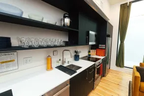 Loft 305 - The William - Atrium - Live Work Walk - Image 3