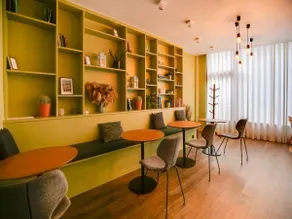 Spacious vacation home in the heart of Hasselt - Image 4