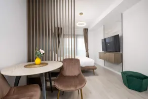The Gold & Abstract Suite - Chic Studio Design - Image 4