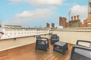Stylish Chelsea Escape with Charm - Image 5