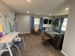 Entire Family Home in Denver - Image 3
