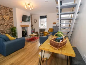 7 Watkin Street - Image 3