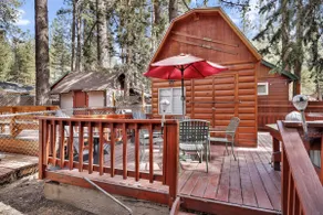 * ADORABLE CENTRAL COUPLES GETAWAY CABIN ~ Sun Deck ~ - Image 5