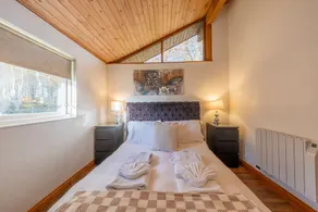 Maple Lodge - Image 2