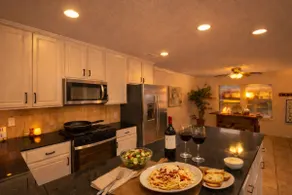 LT Retreat w/ King Bed & Heated Pool | Near IAH - Image 2