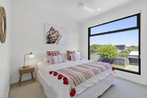 Jasper- Heated Pool, Sleeps 10, Barwon Heads, Lift - Image 5