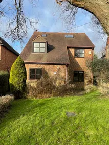 Spacious Village House near Oxford with Woodburner - Image 4