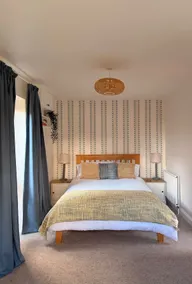 Spacious Village House near Oxford with Woodburner - Image 5