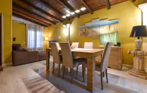 Gorgeous home in Monreale - Image 3