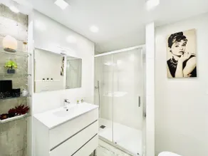 1BR Apartment with Pool & Balcony - Image 4