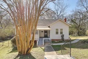 'doris & Susan's Place' - Historic Tuskegee Home - Image 3