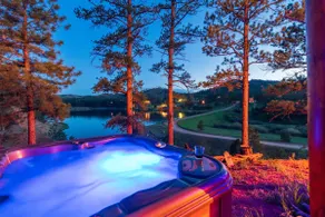 Woodland Park Lakeview Log Cabin + Hot Tub & Sauna - Image 3