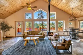 Woodland Park Lakeview Log Cabin + Hot Tub & Sauna - Image 2
