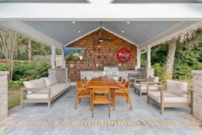 Red Bird Place sleeps 10 with a Heated Pool - Image 2