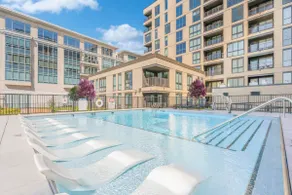 A+ Spacious Luxury 2BR | Pool+Lounge+Parking - Image 5
