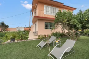 Alexia and Martín's Little House - Image 5