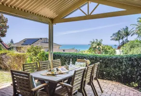 Oceans 21 Caves Beach - Image 4