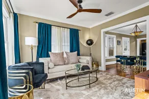 Pet-Friendly ATX Stay w Grill - 5 Min to Rainey! - Image 2