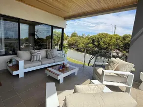 23 Coastline 3-Level Luxe Home Theatre &Pool House - Image 3