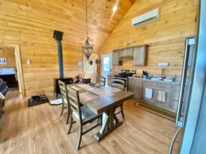 Safe Harbour Vacation Lodge - Image 3