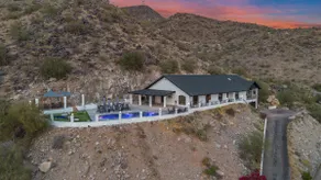 Built Into A Mountain - Heated Pool & Sports Lounge - Image 2