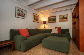 The Loft at Goolwa—A Cosy Courtyard Cottage - Image 4