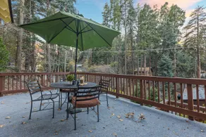 Minutes to Lake Arrowhead Village Cozy & Secluded Cedar Cove by Avantstay - Image 3