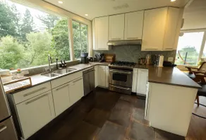 Mid-Century Sanctuary in the Berkeley Hills - Image 4