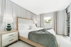 Emerald Oasis Naples a Luxury Stay by 5th Ave - Image 4