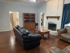 One acre family retreat near downtown Mckinney - Image 5