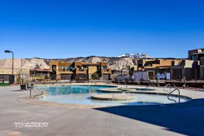 Red Rock View - Image 3