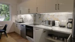 Luxury 1 Bd Apt with Patio in Neo Psychiko - Image 4