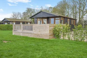 Athelington lodge - Beech - Image 3