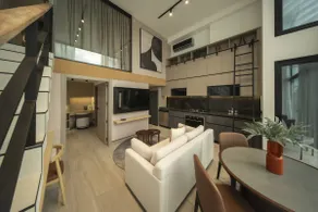 Spacious 2br with Terrace & Lounge - Image 3