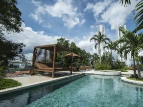 UrbanBreeze 1br Apt in central area - Image 2