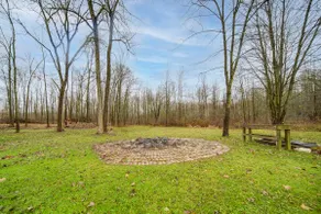 Family & Pet Friendly! 7-acre Escape in Jefferson - Image 3
