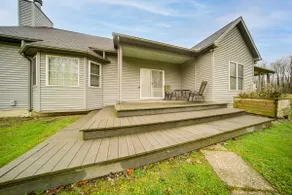 Family & Pet Friendly! 7-acre Escape in Jefferson - Image 2