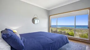 Blue Horizon at Culburra Beach - Image 4