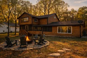 Lakeside, spacious, king bed, game room, fire pit - Image 3